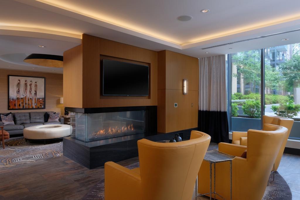 Global Luxury Suites In Downtown Bethesda Bagian luar foto