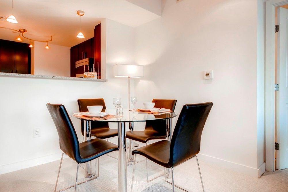 Global Luxury Suites In Downtown Bethesda Bagian luar foto