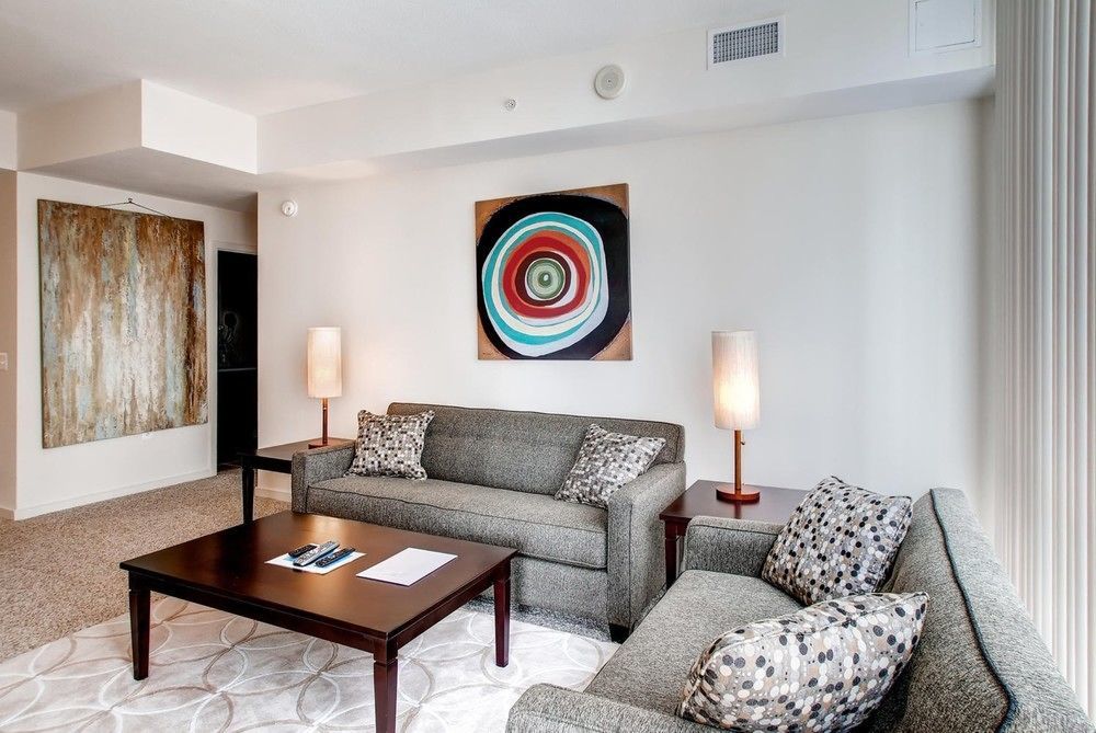 Global Luxury Suites In Downtown Bethesda Bagian luar foto