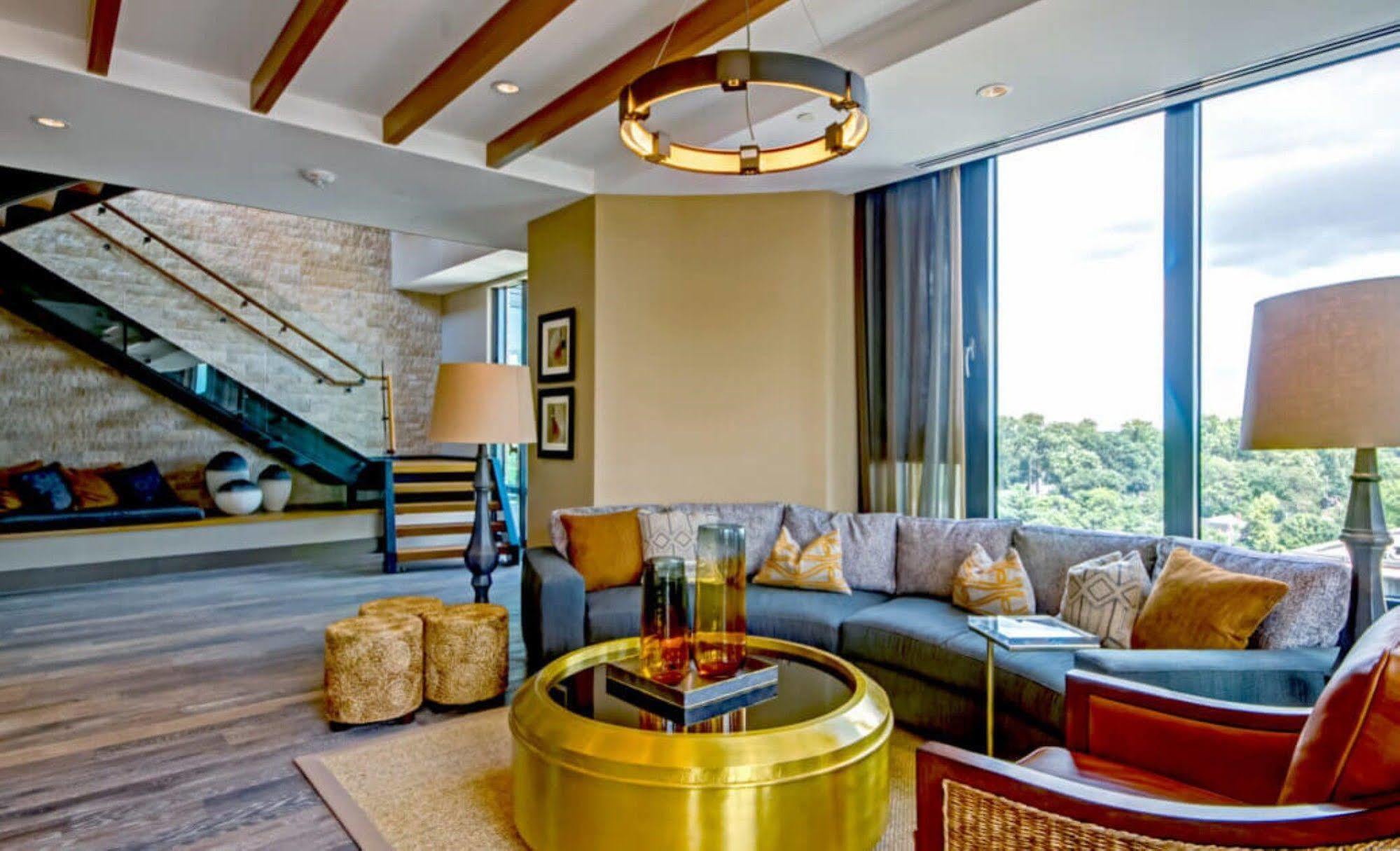 Global Luxury Suites In Downtown Bethesda Bagian luar foto